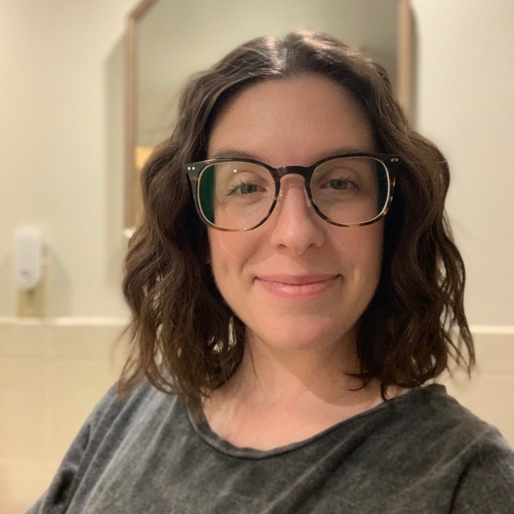 Meet your Posher, Nicole